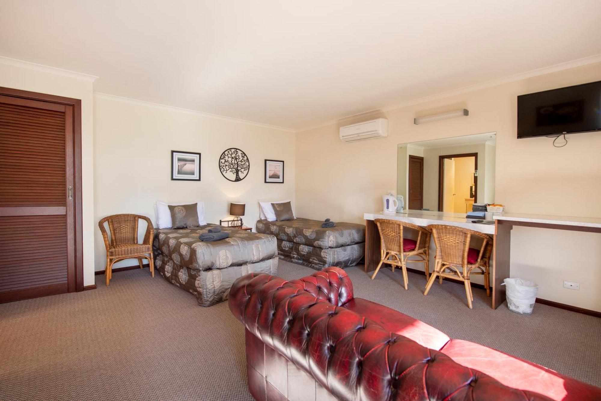 Ardrossan Hotel Motel ภายนอก รูปภาพ