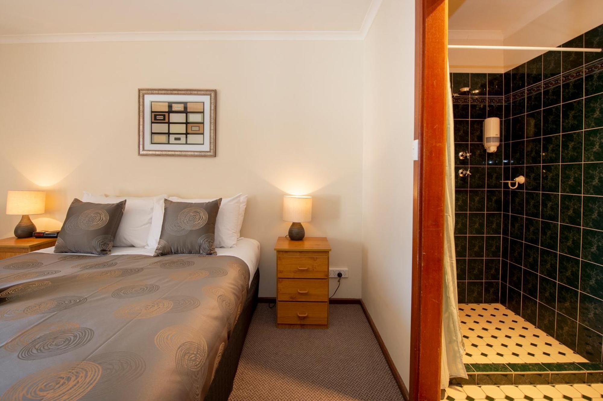 Ardrossan Hotel Motel ภายนอก รูปภาพ